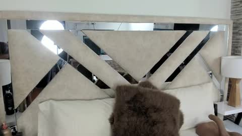 Xime  online show from 01-19-26, 03:10