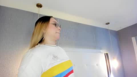   ximena  online show from 07-07-26, 12:31