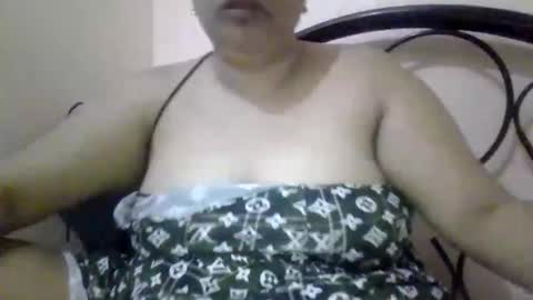 xjuicytits online show from 05-18-26, 10:37