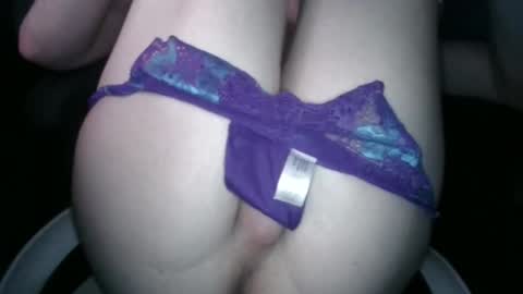 Snapshot of xl4201 chatting on 03-23-26, 04:27 Mangofruitjerky online show from 03-23-26, 04:27