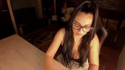 Lara online show from 02-11-26, 09:31