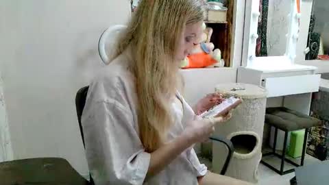 xMilagrosxs online show from 05-12-26, 10:34