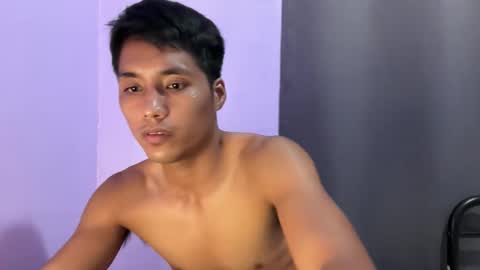 SECRET online show from 04-23-26, 03:25