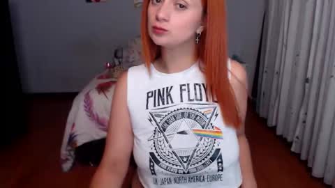 Snapshot of xnathashax1 chatting on 01-17-26, 12:37 luciana online show from 01-17-26, 12:37