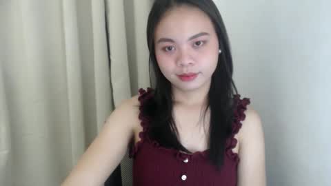 Snapshot of xo_worth_it chatting on 03-06-26, 04:36 nathalie online show from 03-06-26, 04:36