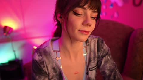 Snapshot of xobondaixo chatting on 12-11-24, 05:10 Bella Bondai online show from 12-11-24, 05:10