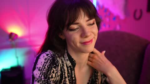 Snapshot of xobondaixo chatting on 12-15-24, 06:51 Bella Bondai online show from 12-15-24, 06:51