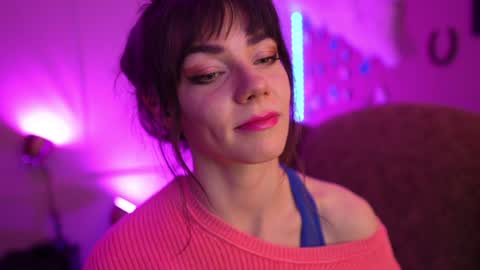 Snapshot of xobondaixo chatting on 12-17-24, 05:51 Bella Bondai online show from 12-17-24, 05:51