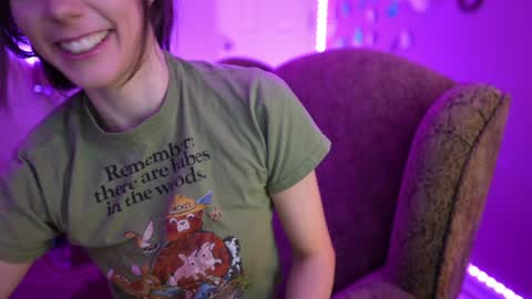 Snapshot of xobondaixo chatting on 01-05-25, 01:45 Bella Bondai online show from 01-05-25, 01:45