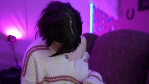 Snapshot of xobondaixo chatting on 01-18-25, 01:51 Bella Bondai online show from 01-18-25, 01:51