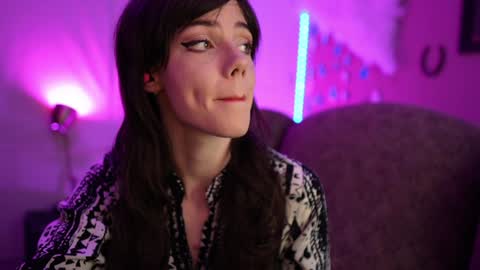 Snapshot of xobondaixo chatting on 01-28-25, 05:43 Bella Bondai online show from 01-28-25, 05:43