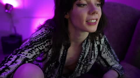 Snapshot of xobondaixo chatting on 01-28-25, 08:47 Bella Bondai online show from 01-28-25, 08:47