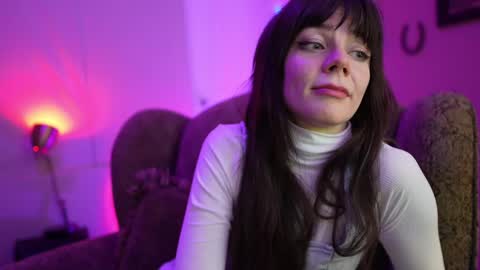 Snapshot of xobondaixo chatting on 02-18-25, 07:43 Bella Bondai online show from 02-18-25, 07:43