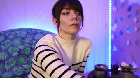 Snapshot of xobondaixo chatting on 03-11-25, 08:09 Bella Bondai online show from 03-11-25, 08:09