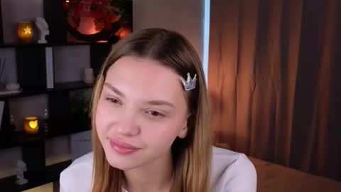 Sydney online show from 10-31-25, 06:14