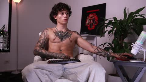 Snapshot of xomega_02 chatting on 02-01-25, 03:08 online show from 02-01-25, 03:08