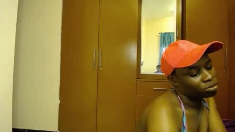Snapshot of xoxo_savage chatting on 10-19-25, 08:20 Xoxo online show from 10-19-25, 08:20