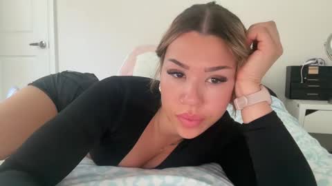 NEW CarlyXO online show from 10-20-25, 06:52