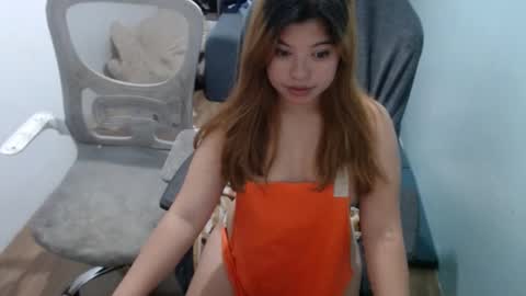 Snapshot of xpinaygirlwild chatting on 03-04-25, 12:55 GRACE online show from 03-04-25, 12:55