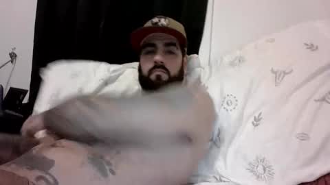 Snapshot of xposay85 chatting on 03-24-26, 01:10 unicornhorn online show from 03-24-26, 01:10