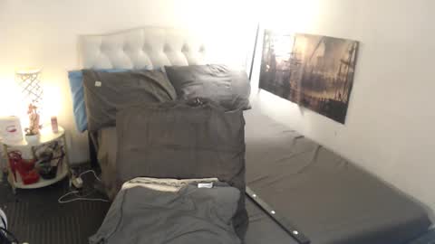 Snapshot of xqueenyasiandomcumx chatting on 01-14-26, 10:10 address me as QUEEN NINA A Little Bit of ANGELIC FACE with a Wild Demonic Side online show from 01-14-26, 10:10