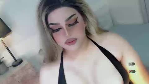 Snapshot of xsabbylicious69 chatting on 10-08-25, 04:32 xsabbylicious69 online show from 10-08-25, 04:32