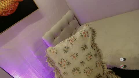 Snapshot of xsabbylicious69 chatting on 05-16-26, 02:19 xsabbylicious69 online show from 05-16-26, 02:19