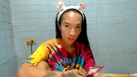 Snapshot of xsavagemistressx chatting on 12-23-24, 07:38 Ask Me Baby online show from 12-23-24, 07:38