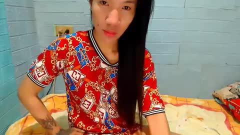 Snapshot of xsavagemistressx chatting on 01-28-25, 03:35 Ask Me Baby online show from 01-28-25, 03:35