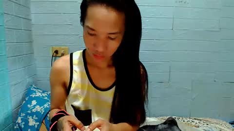 Snapshot of xsavagemistressx chatting on 03-05-25, 02:25 Ask Me Baby online show from 03-05-25, 02:25