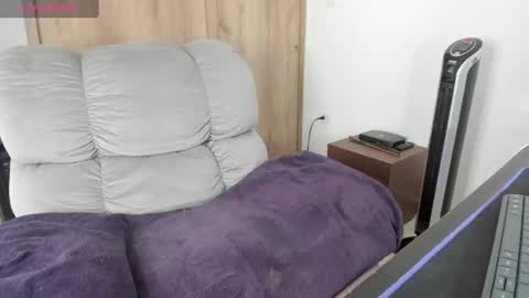Snapshot of xspecialroomx chatting on 08-01-26, 01:43 Hellen Sofia instagram hellen5546 online show from 08-01-26, 01:43