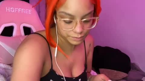 xStarGazingx online show from 06-15-26, 05:09