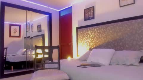 Snapshot of xtasis_ chatting on 04-19-26, 04:56 Xtasis online show from 04-19-26, 04:56