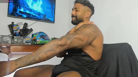 Stipp3r online show from 11-11-25, 02:06