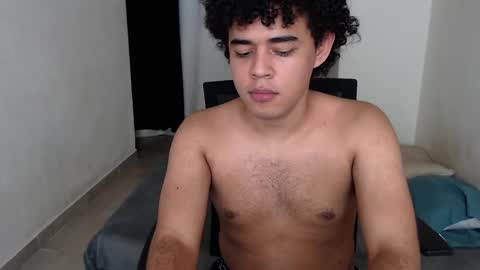 Snapshot of xtranherr chatting on 01-08-25, 01:00 xtranherr online show from 01-08-25, 01:00