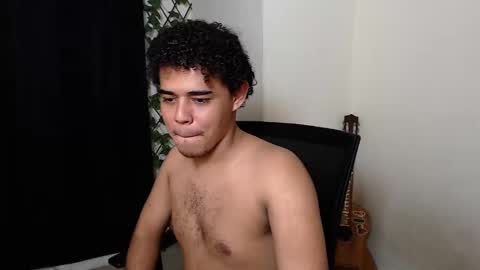 Snapshot of xtranherr chatting on 03-11-25, 09:15 xtranherr online show from 03-11-25, 09:15