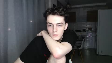traqqq online show from 07-04-26, 06:14