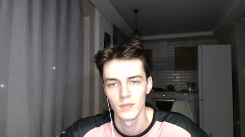 traqqq online show from 07-10-26, 06:54