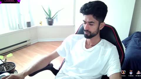 Snapshot of xwuvzyew chatting on 01-25-25, 06:46 x online show from 01-25-25, 06:46