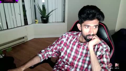 Snapshot of xwuvzyew chatting on 02-01-25, 06:32 x online show from 02-01-25, 06:32