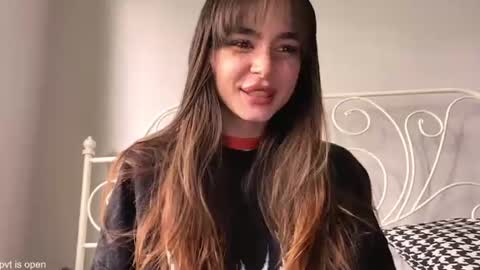 Lily online show from 07-24-26, 12:14