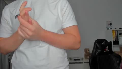 raul online show from 11-26-25, 09:49