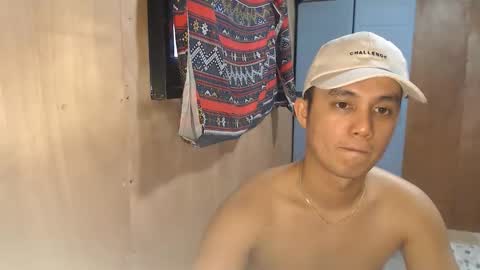 Snapshot of xxclark18xx chatting on 06-05-26, 10:37 Clark online show from 06-05-26, 10:37