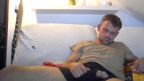 Snapshot of xxdirty_slut_boyxx chatting on 09-09-25, 09:25 xxdirty_slut_boyxx online show from 09-09-25, 09:25