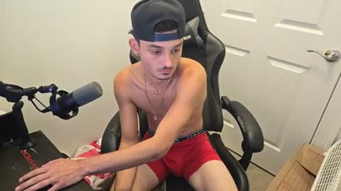 XxDreamBoyxX online show from 07-29-26, 03:48