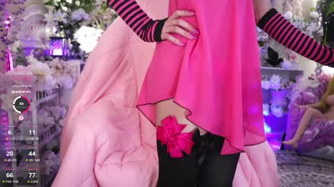 Snapshot of xxhayleemariexx chatting on 04-19-26, 11:18 Haylee Marie online show from 04-19-26, 11:18