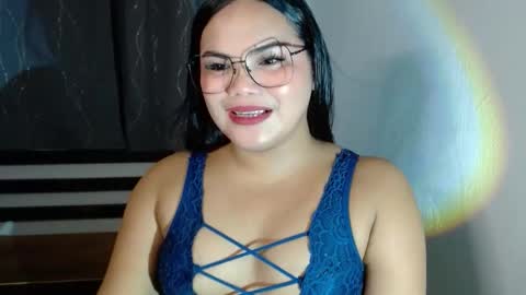 Snapshot of xxkylie_smithxx chatting on 09-11-25, 05:57 Kylie Smith online show from 09-11-25, 05:57