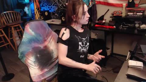 Lilith online show from 11-02-25, 05:10