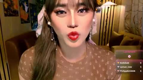 Snapshot of xxmissjuliaxx chatting on 01-18-25, 12:35 xxmissjuliaxx online show from 01-18-25, 12:35