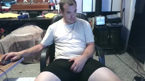 xxScubaStevexx online show from 10-23-25, 07:29